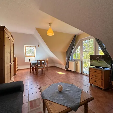 Gasthuis Haus Seeblick - Idylle Zwischen Wald, Und Binz